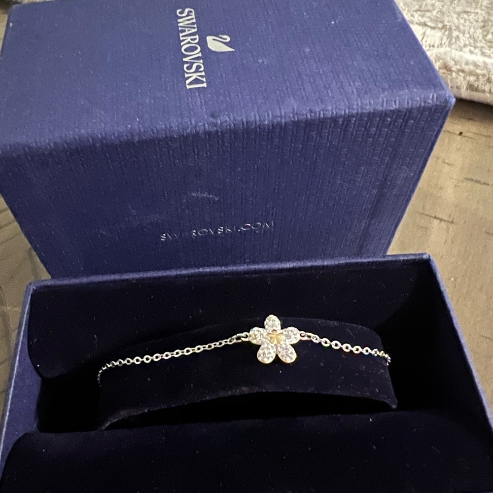 Swarovski flower bracelet